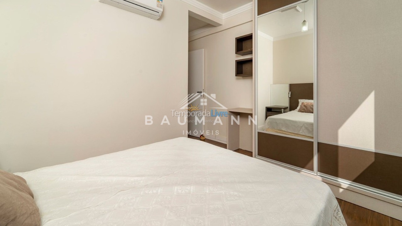 Apartamento para alquiler de vacaciones em Bombinhas (Praia de Bombas)