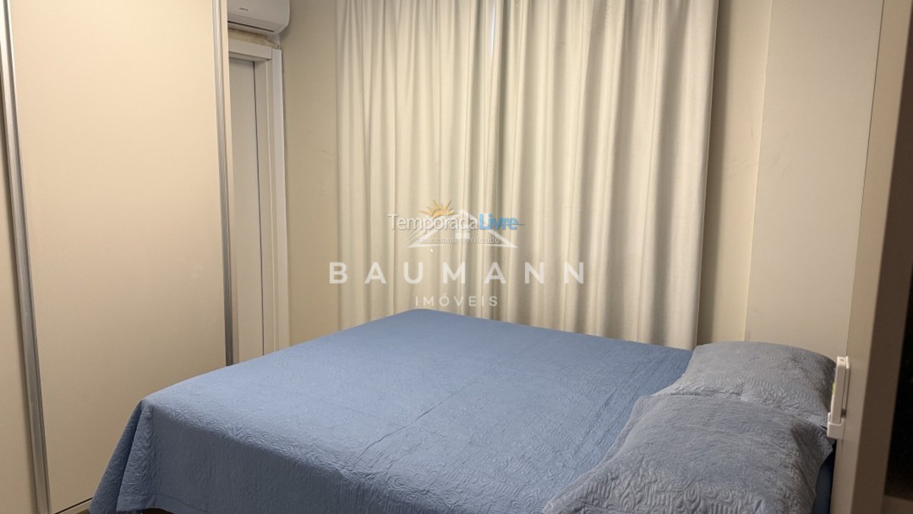 Apartment for vacation rental in Bombinhas (Praia de Bombas)