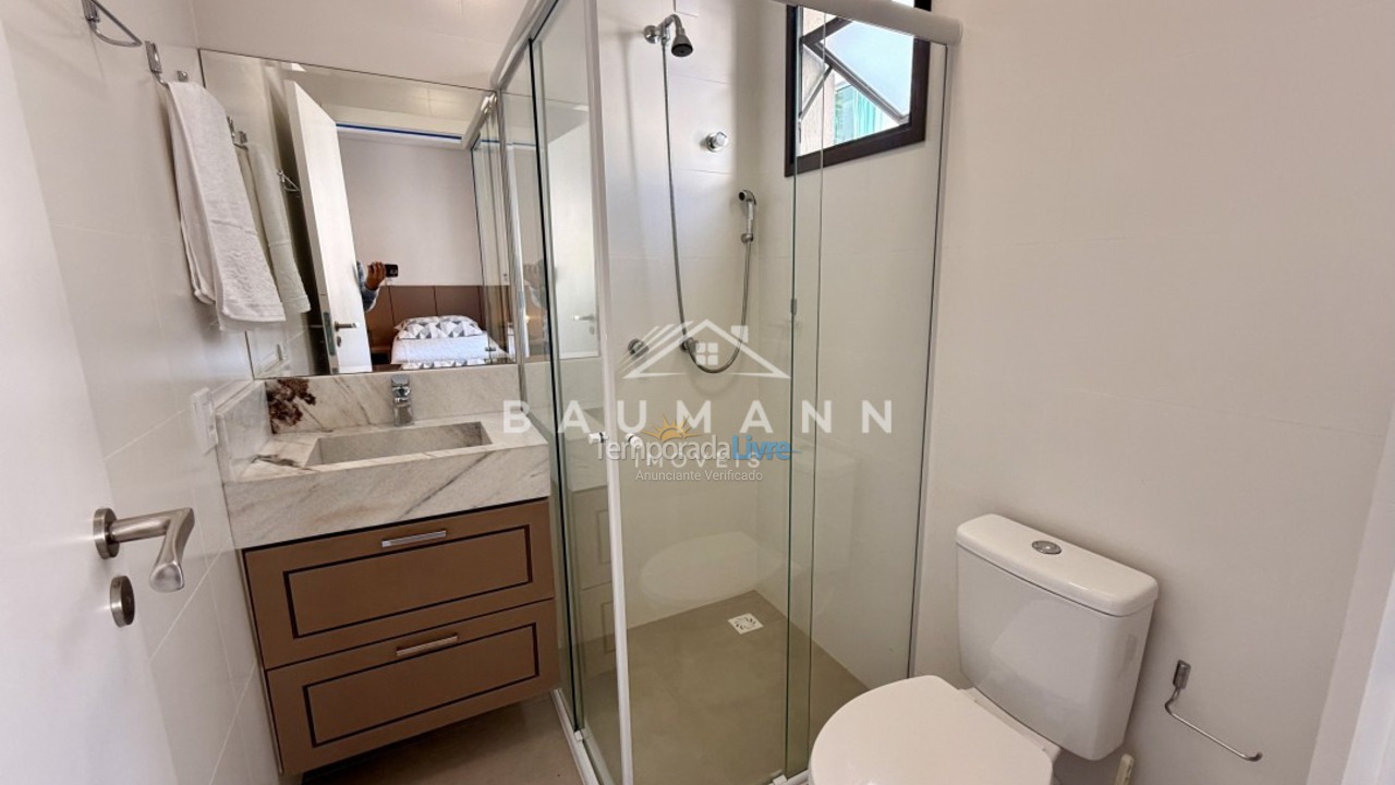 Apartment for vacation rental in Bombinhas (Praia de Bombas)