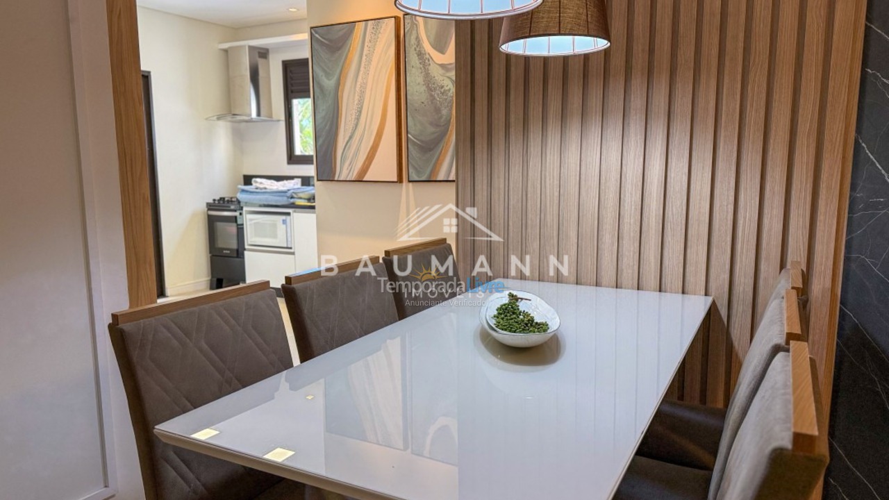 Apartment for vacation rental in Bombinhas (Praia de Bombas)