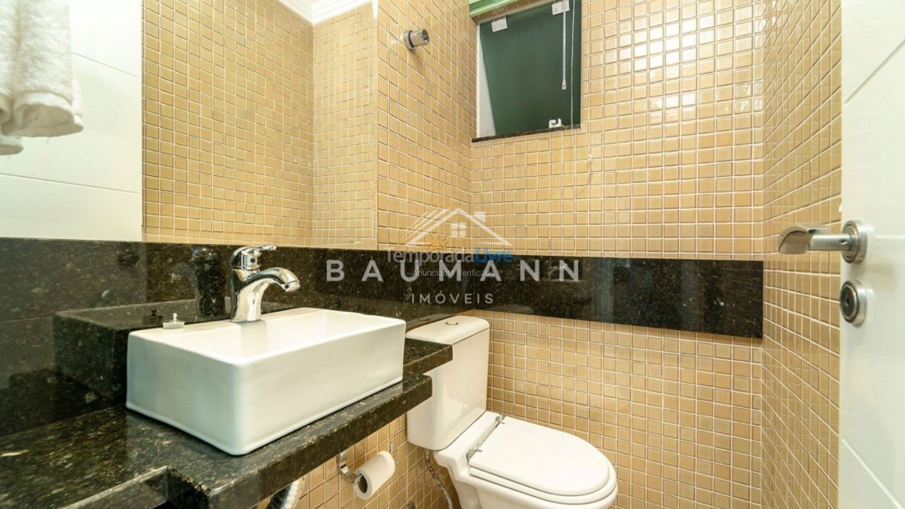 Apartamento para alquiler de vacaciones em Bombinhas (Praia de Bombas)