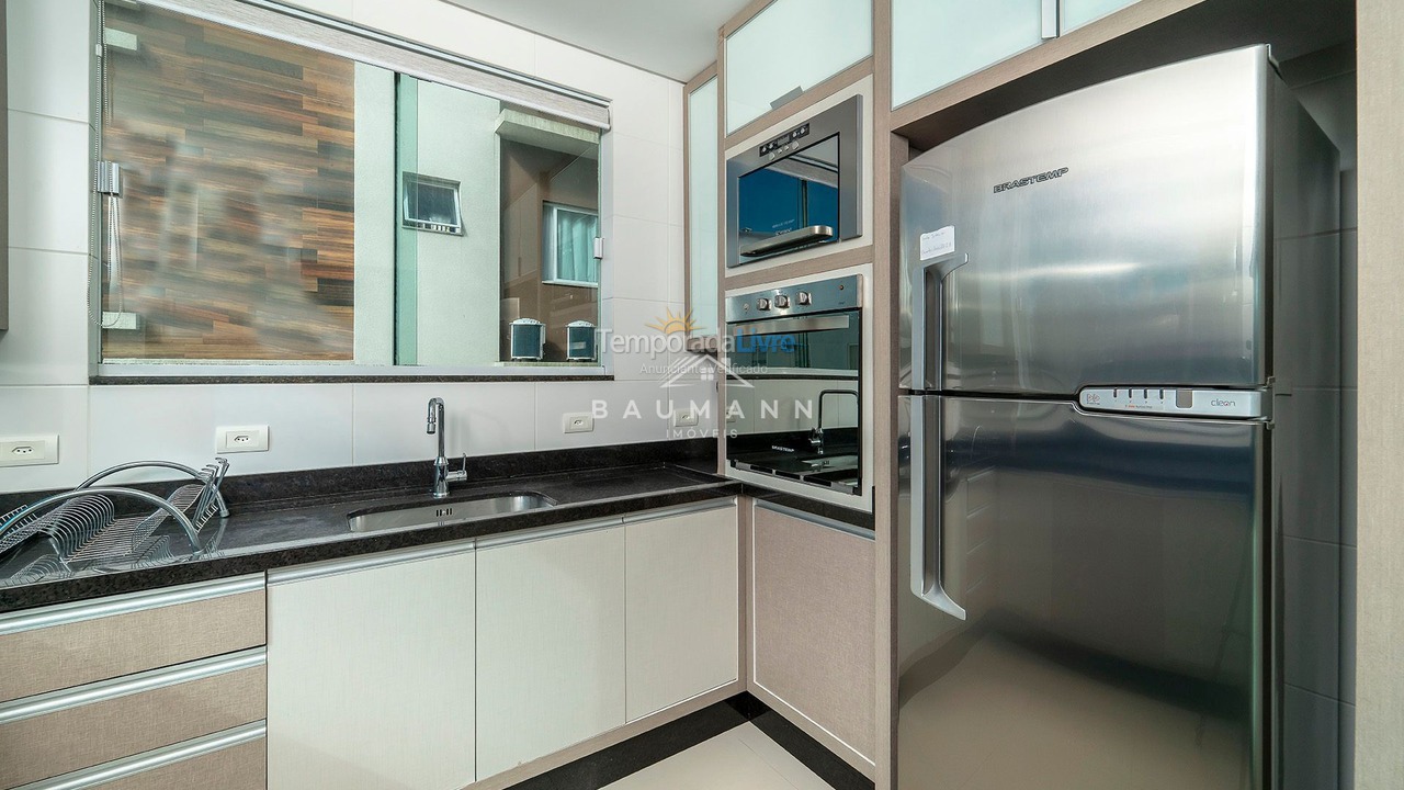 Apartamento para alquiler de vacaciones em Bombinhas (Praia de Bombas)