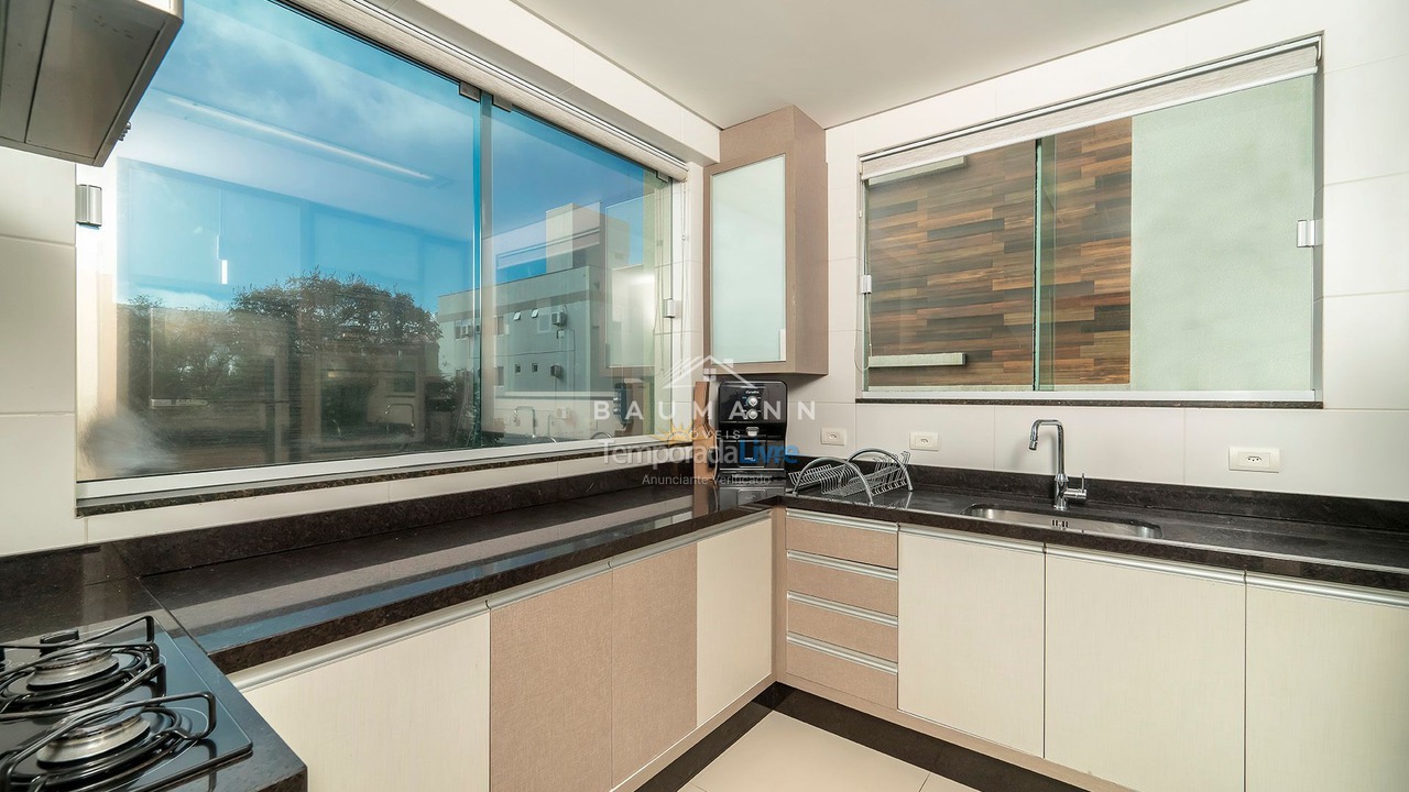 Apartamento para alquiler de vacaciones em Bombinhas (Praia de Bombas)