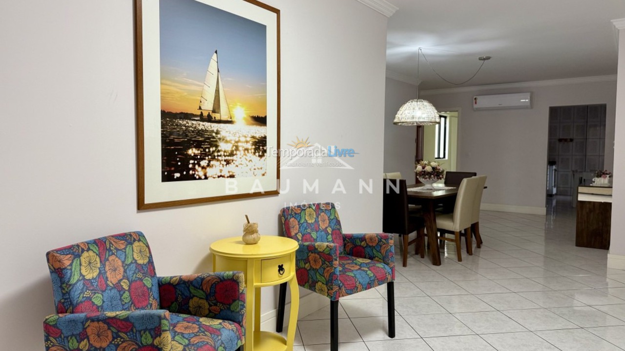 Apartamento para alquiler de vacaciones em Bombinhas (Praia de Bombas)