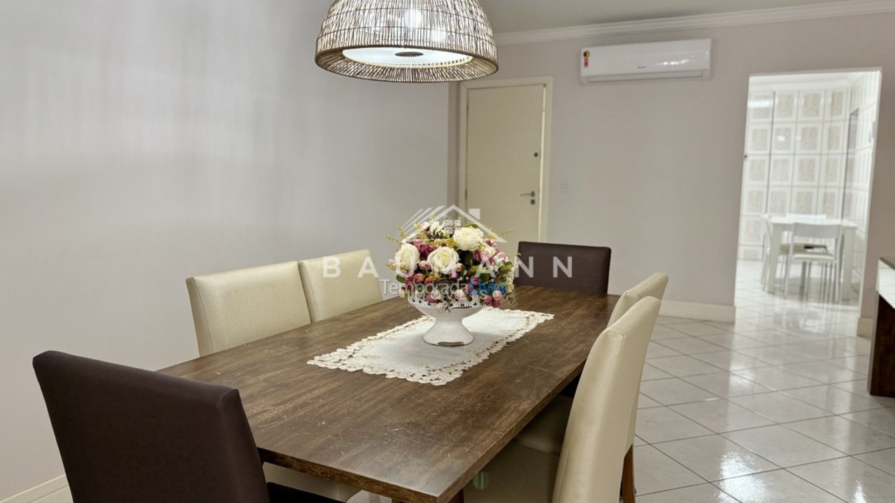 Apartamento para alquiler de vacaciones em Bombinhas (Praia de Bombas)