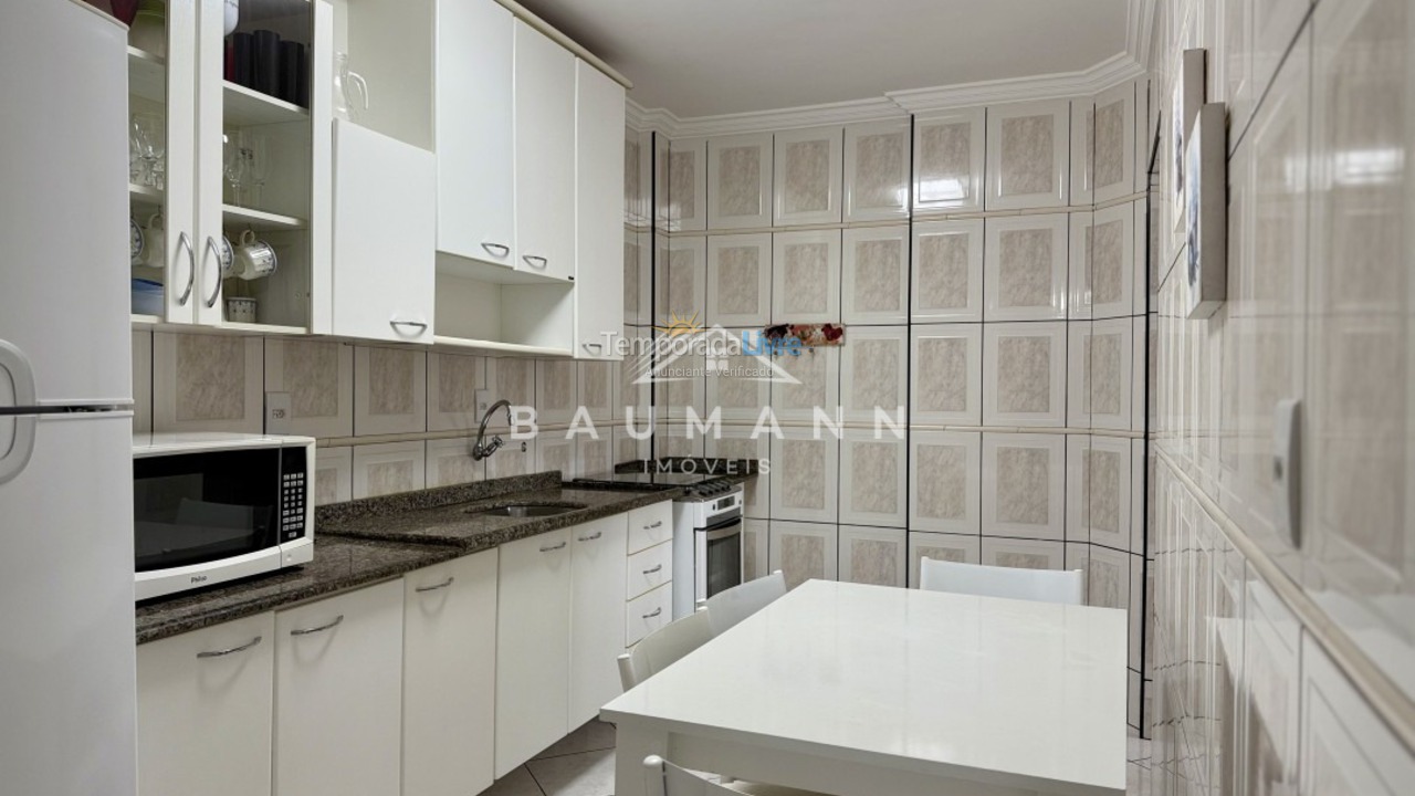 Apartamento para alquiler de vacaciones em Bombinhas (Praia de Bombas)