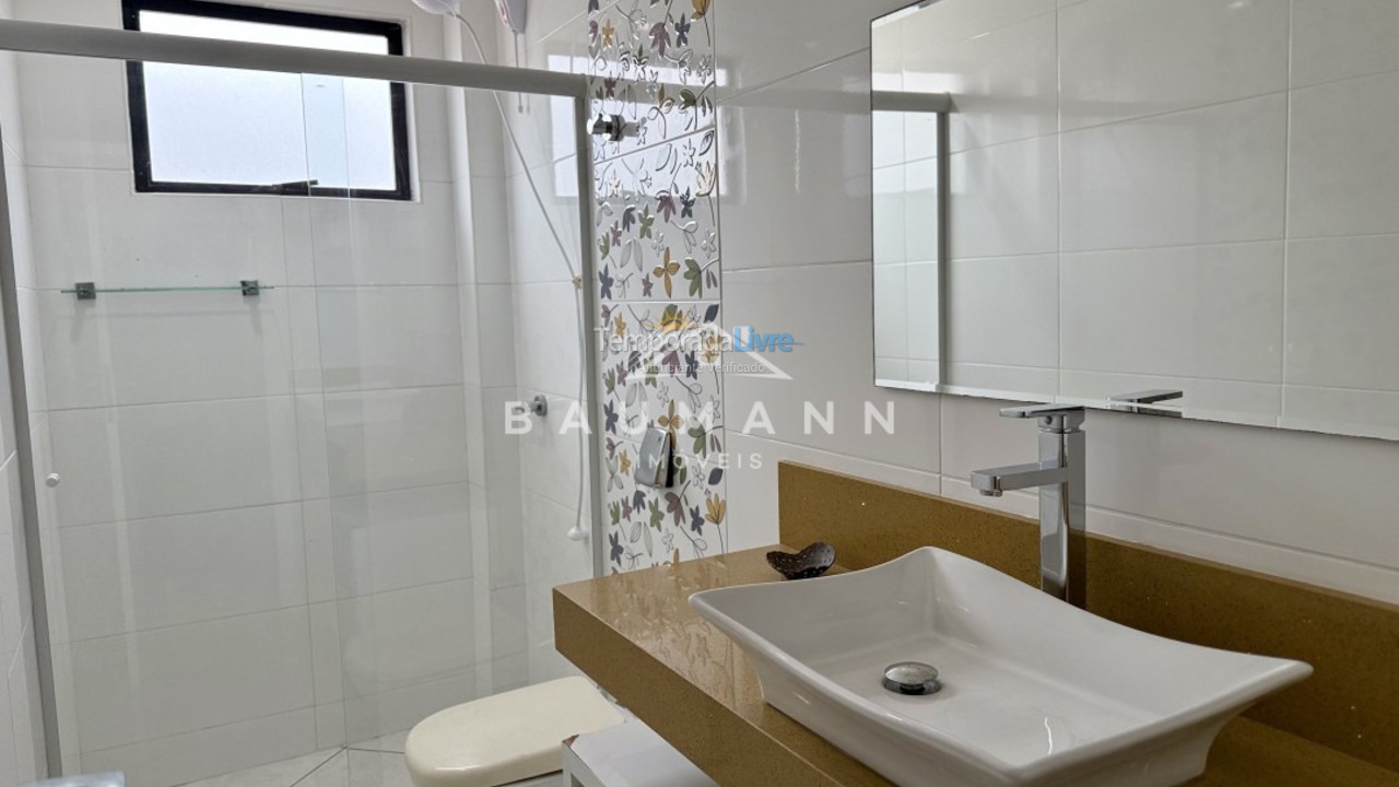 Apartamento para alquiler de vacaciones em Bombinhas (Praia de Bombas)