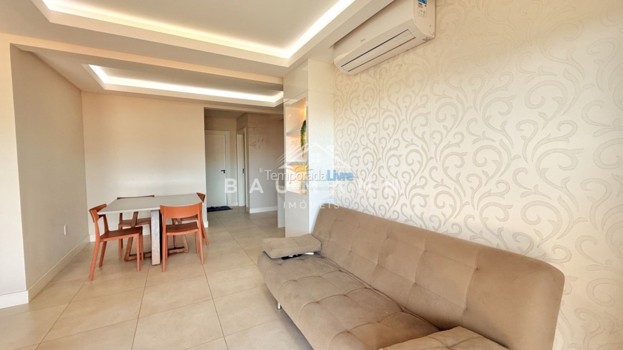 Apartment for vacation rental in Bombinhas (Praia de Bombinhas)