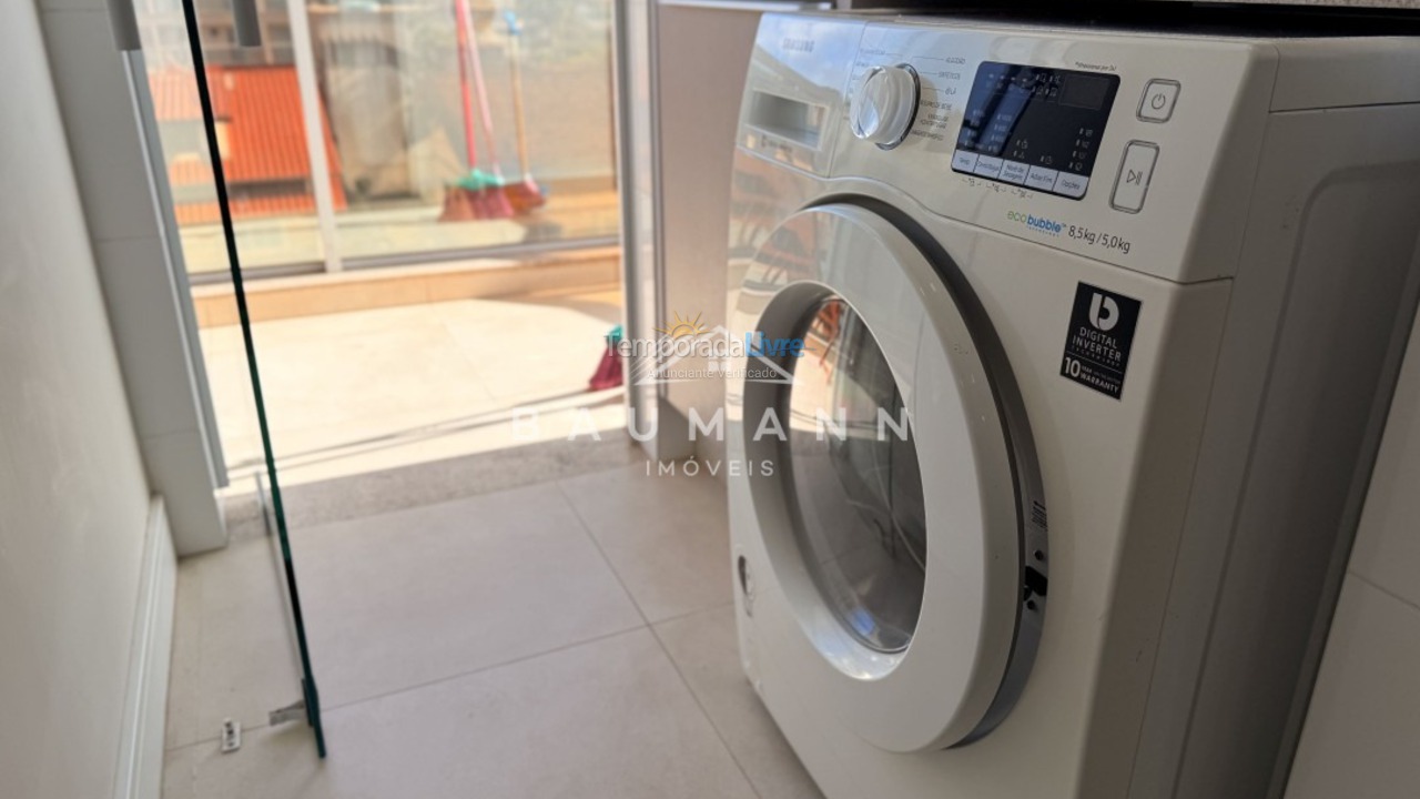 Apartment for vacation rental in Bombinhas (Praia de Bombinhas)