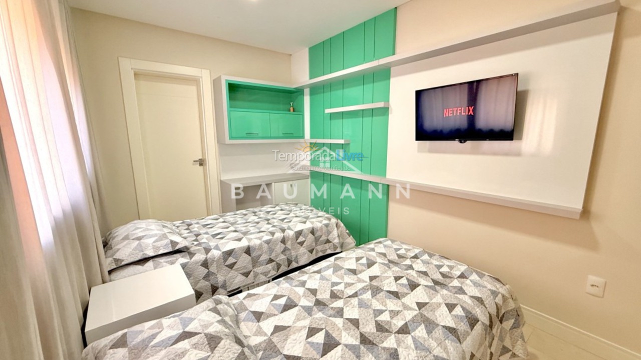 Apartment for vacation rental in Bombinhas (Praia de Bombinhas)