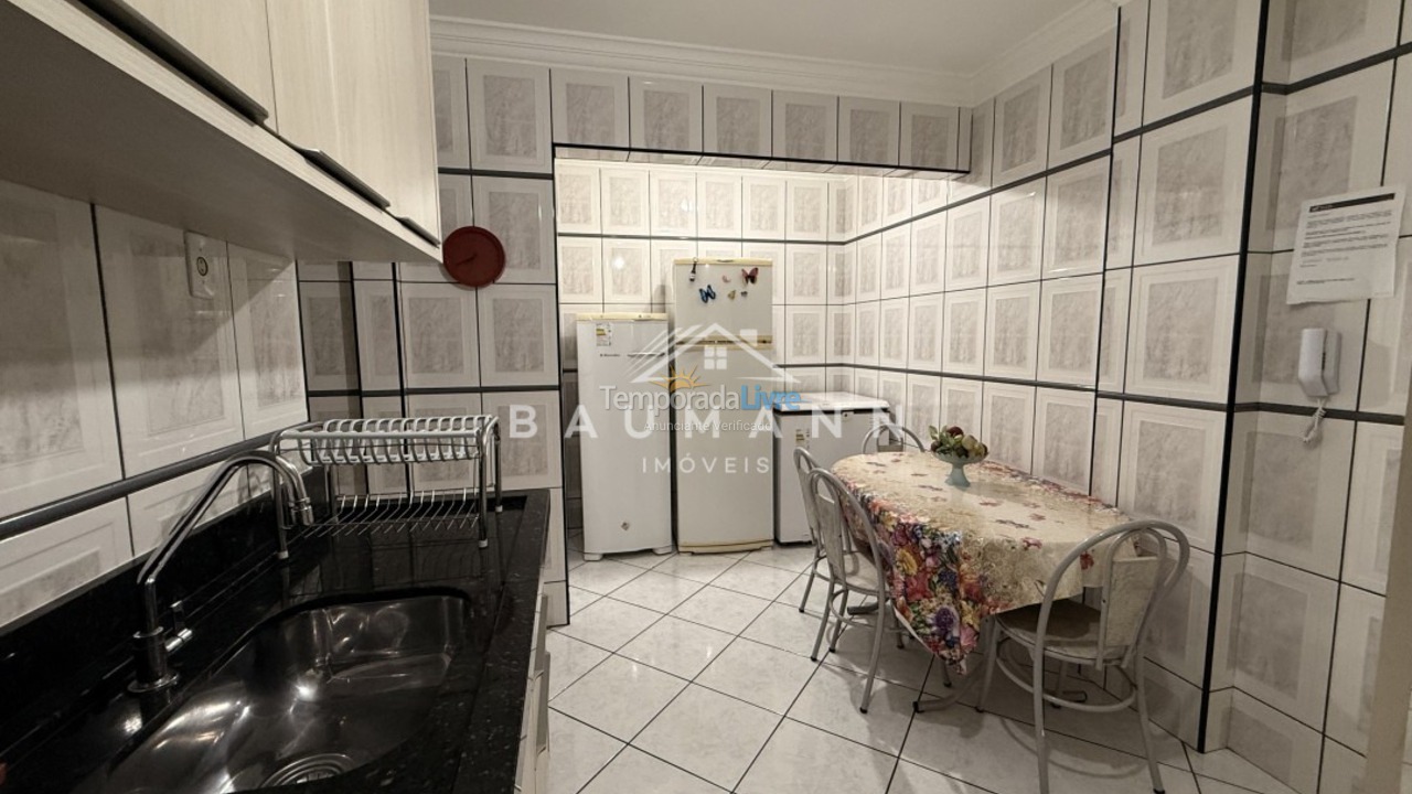 Apartment for vacation rental in Bombinhas (Praia de Bombas)