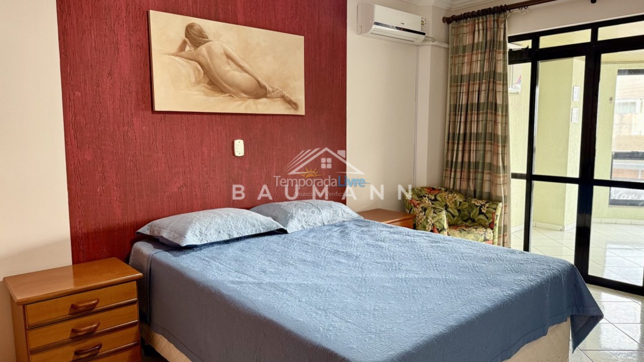 Apartment for vacation rental in Bombinhas (Praia de Bombas)