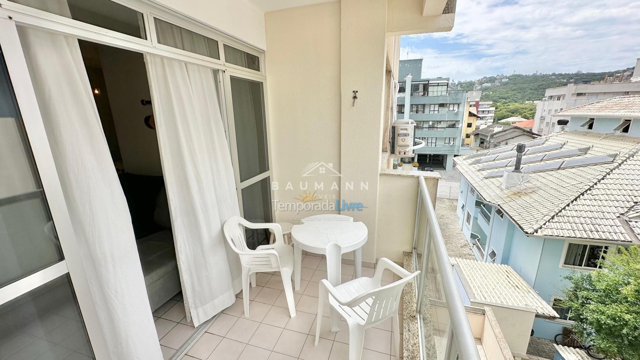 Apartment for vacation rental in Bombinhas (Praia de Bombas)