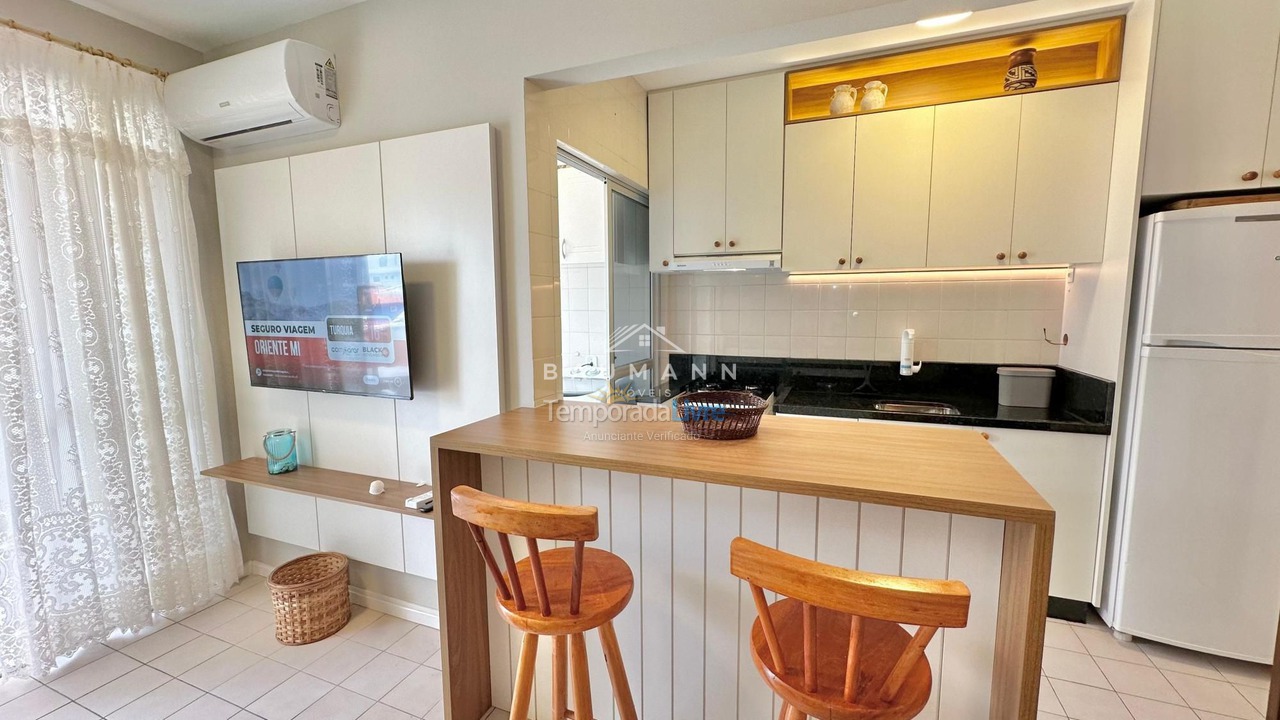 Apartment for vacation rental in Bombinhas (Praia de Bombas)