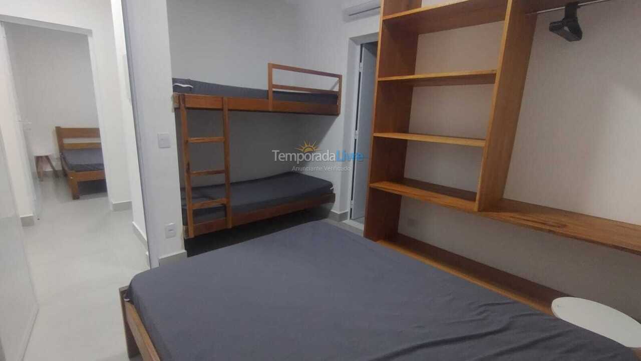 Casa para aluguel de temporada em Ubatuba (Enseada)