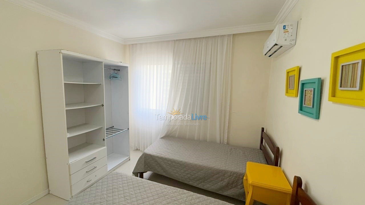 Apartamento para aluguel de temporada em Balneário Camboriú (Praia Central)