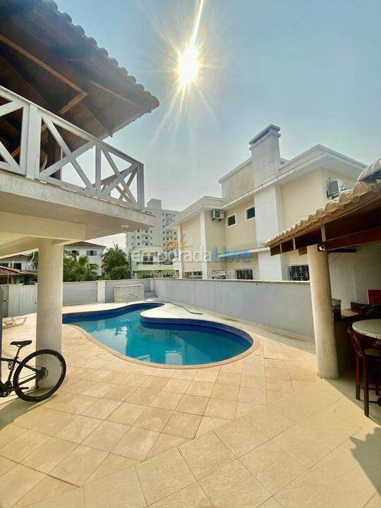 Casa para alquiler de vacaciones em Itapema (Centro)