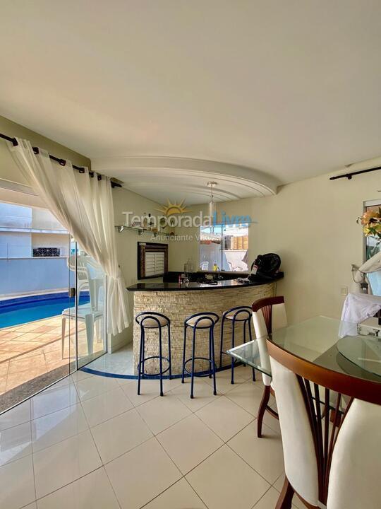 Casa para alquiler de vacaciones em Itapema (Centro)