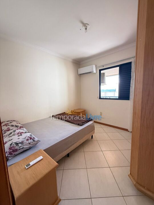 Apartment for vacation rental in Itapema (Meia Praia)