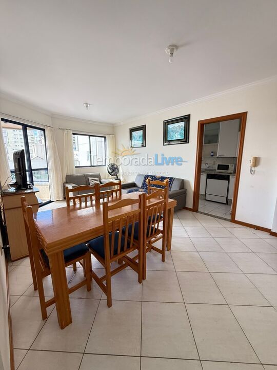 Apartment for vacation rental in Itapema (Meia Praia)