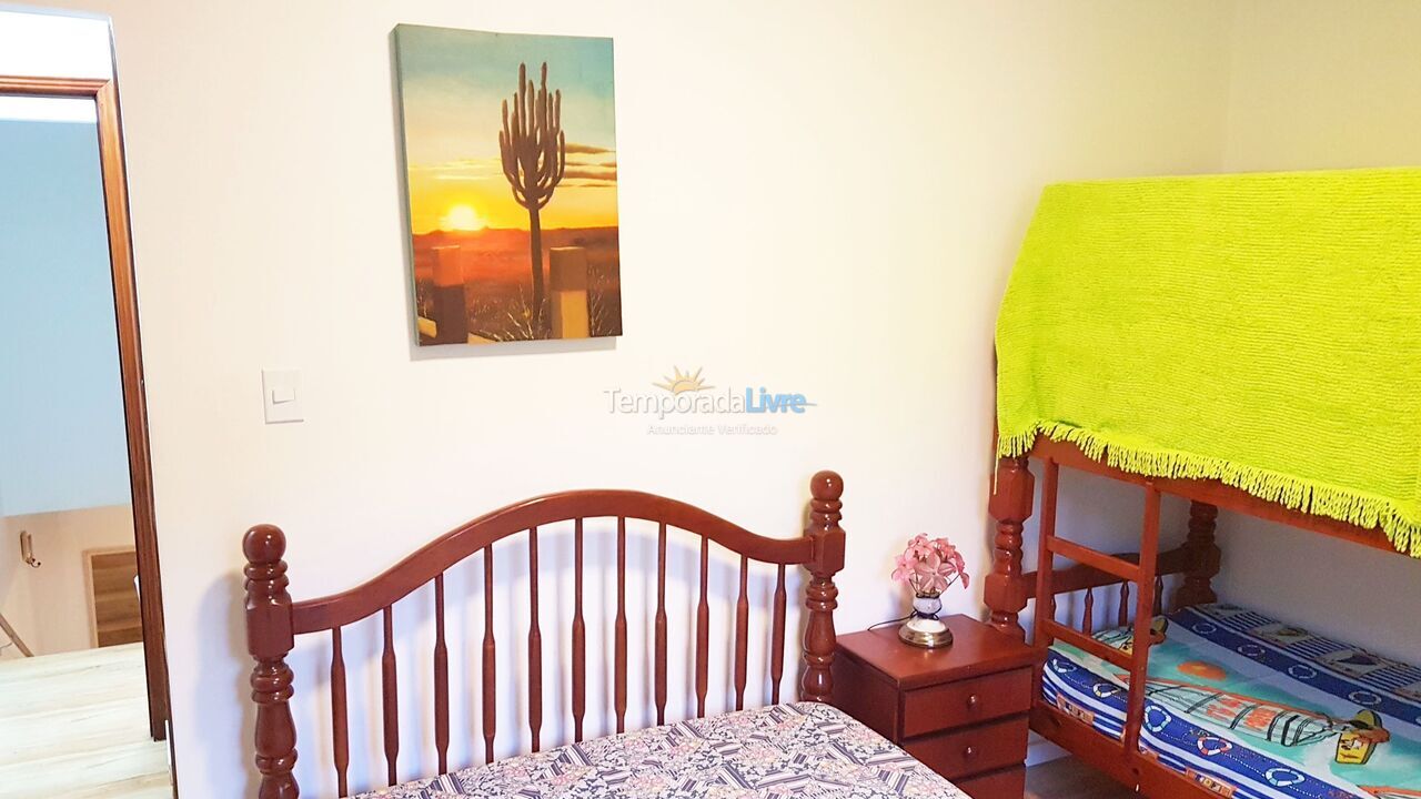 Casa para aluguel de temporada em Caraguatatuba (Martim de Sá)