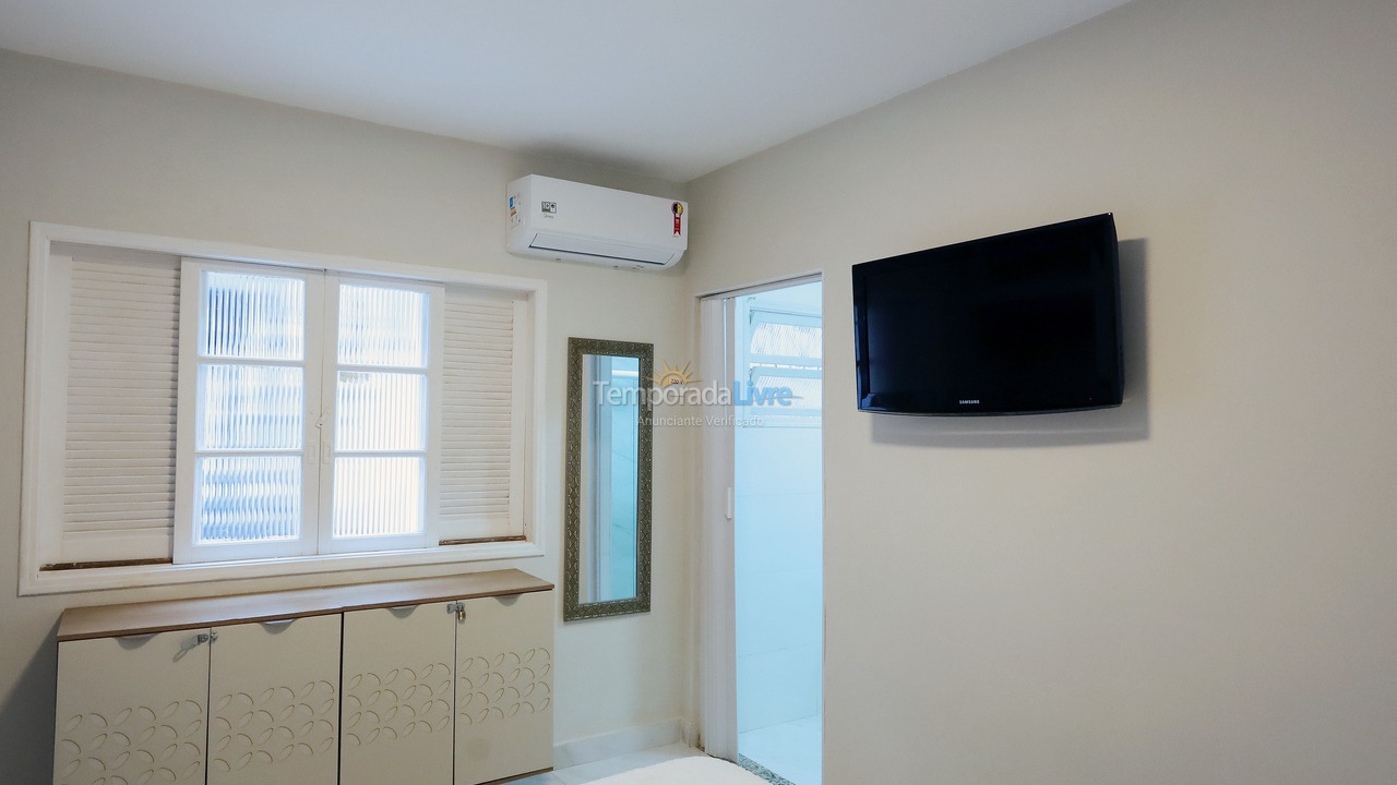 Casa para aluguel de temporada em Ubatuba (Enseada)