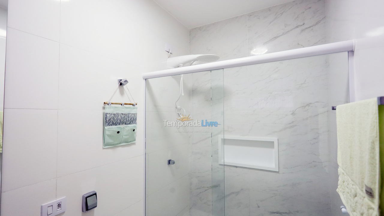 Casa para aluguel de temporada em Ubatuba (Enseada)