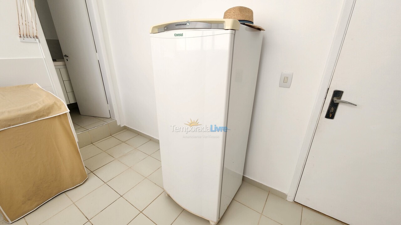 Apartamento para aluguel de temporada em Guarujá (Pitangueiras)