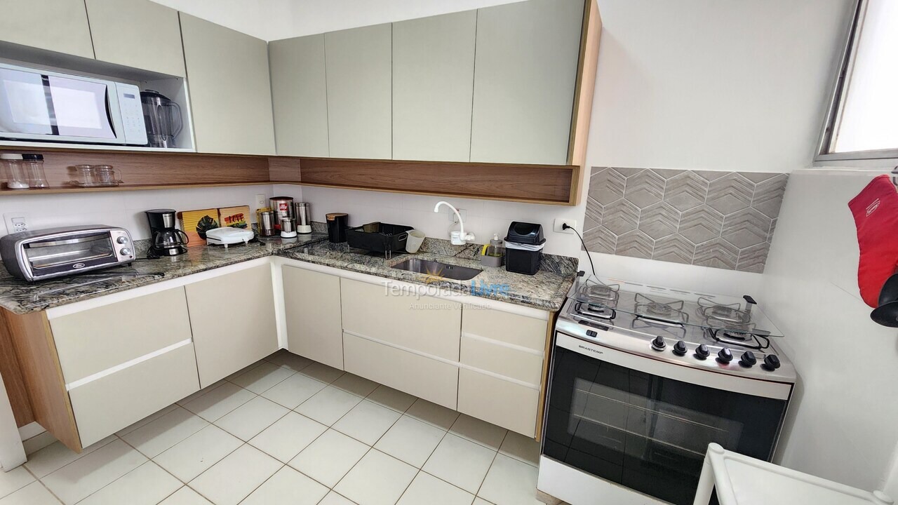 Apartamento para aluguel de temporada em Guarujá (Pitangueiras)