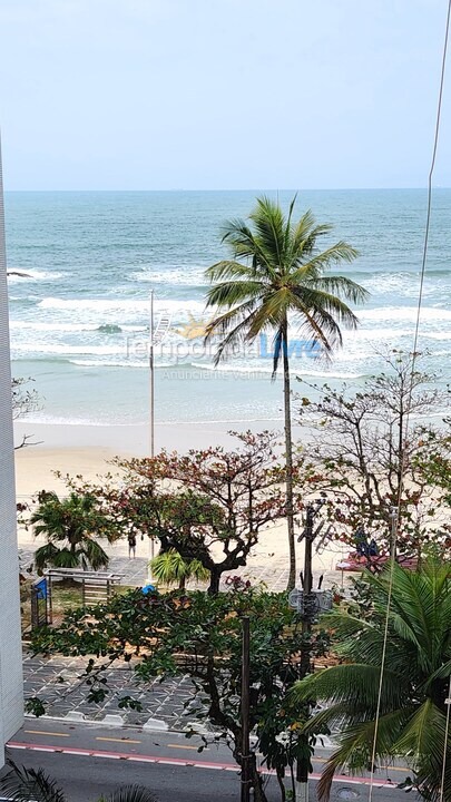 Apartamento para aluguel de temporada em Guarujá (Pitangueiras)