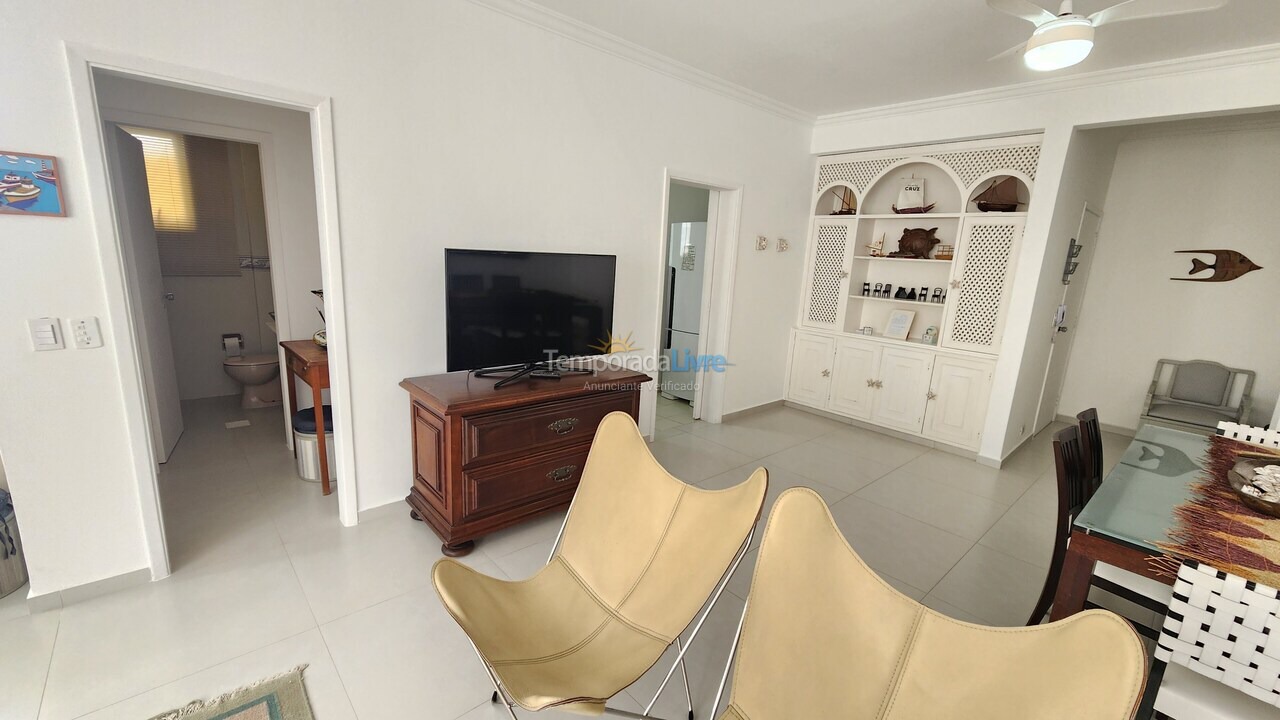 Apartamento para aluguel de temporada em Guarujá (Pitangueiras)