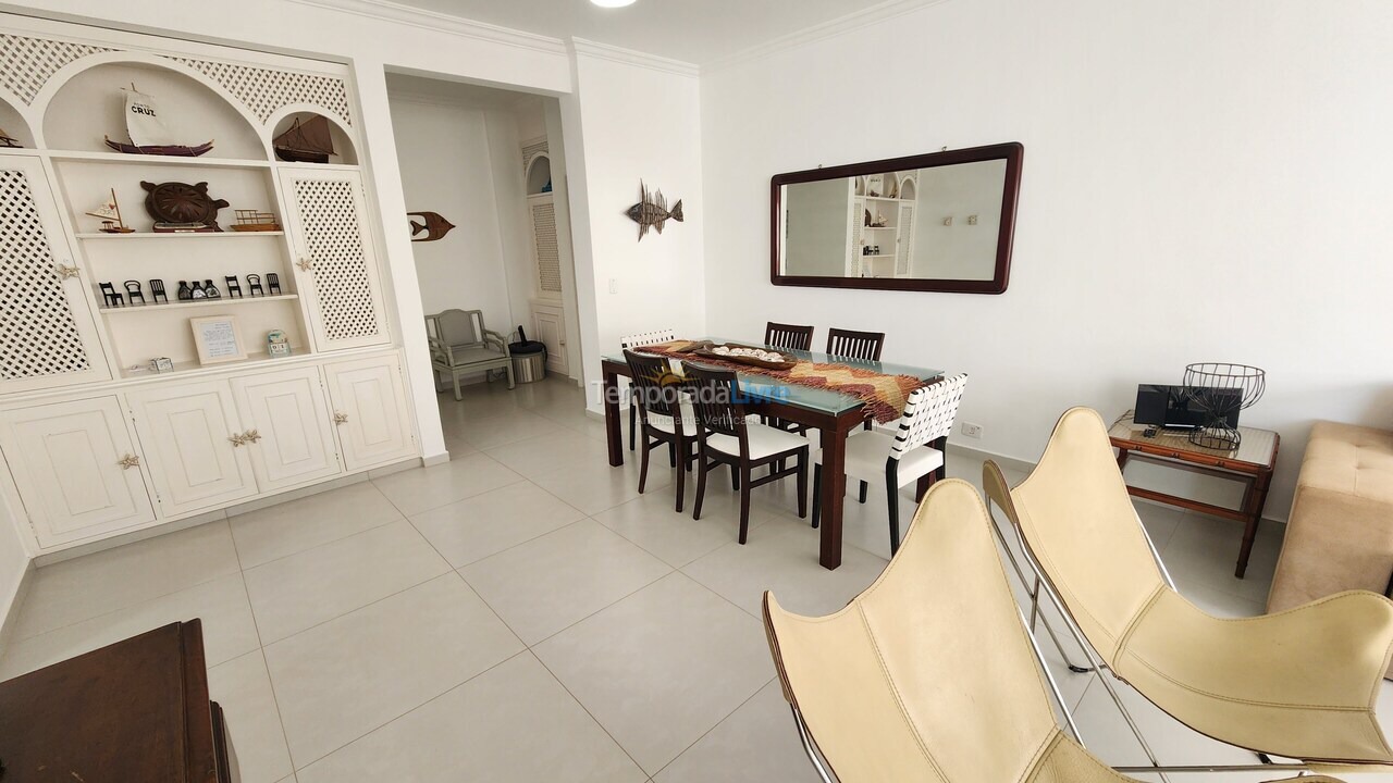 Apartamento para aluguel de temporada em Guarujá (Pitangueiras)