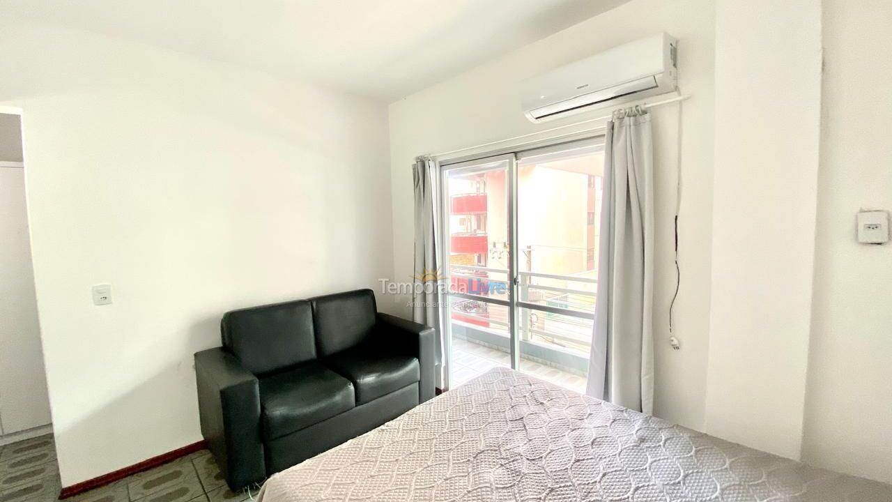 Apartment for vacation rental in Itapema (Meia Praia)