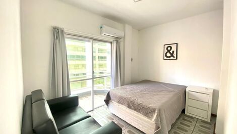 APARTMENT WITH BALCONY AND SEA VIEW