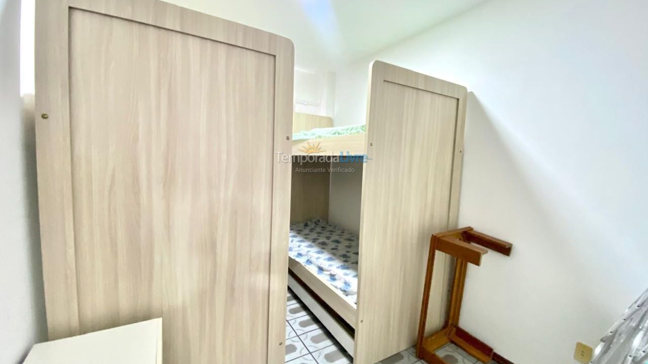 Apartment for vacation rental in Itapema (Meia Praia)