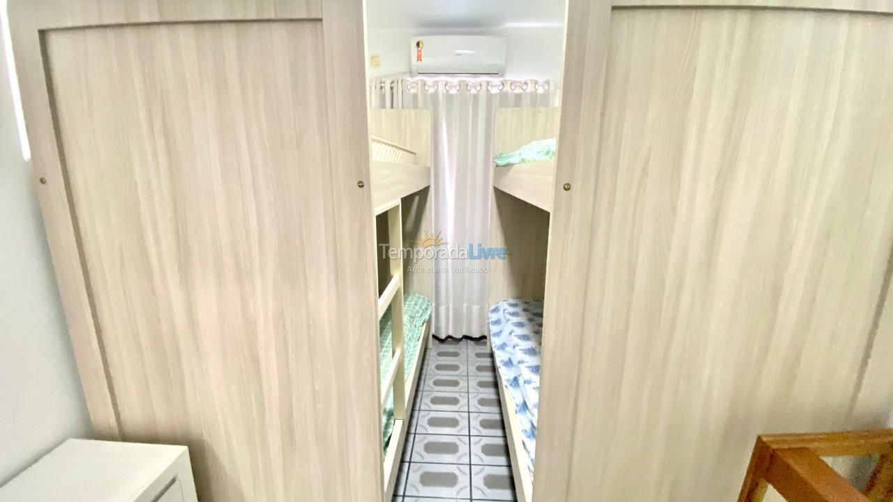 Apartment for vacation rental in Itapema (Meia Praia)