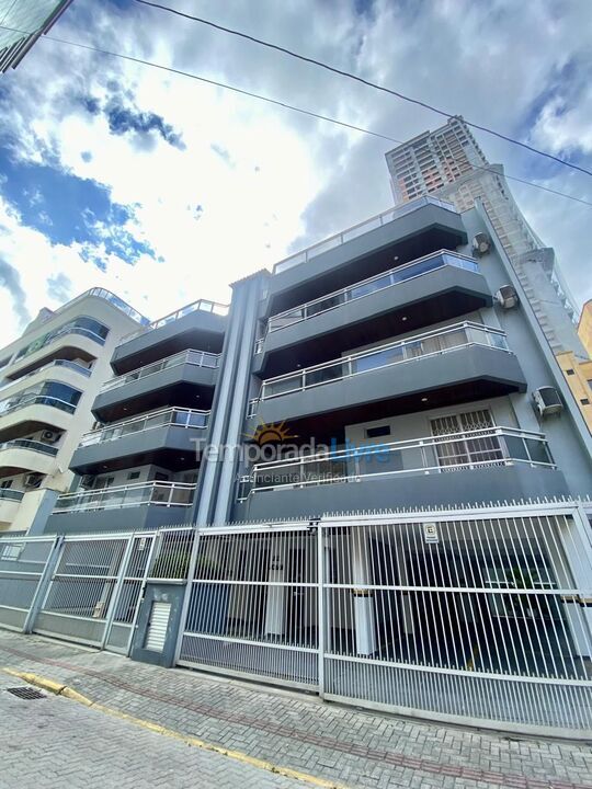 Apartment for vacation rental in Itapema (Meia Praia)