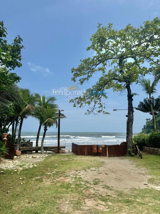 Casa para alquiler de vacaciones em São Sebastião (Praia da Baleia)