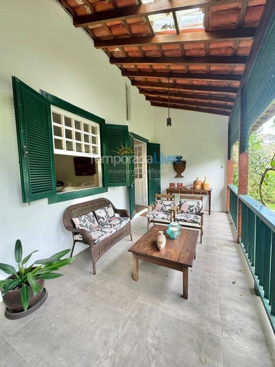 Casa para alquiler de vacaciones em São Sebastião (Praia da Baleia)