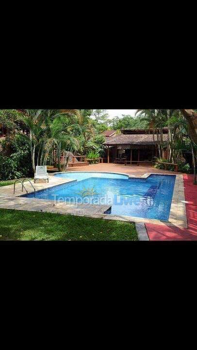 Casa para alquiler de vacaciones em Ilhabela (Reino)