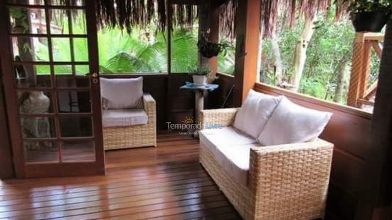 Casa para alquiler de vacaciones em Ilhabela (Reino)