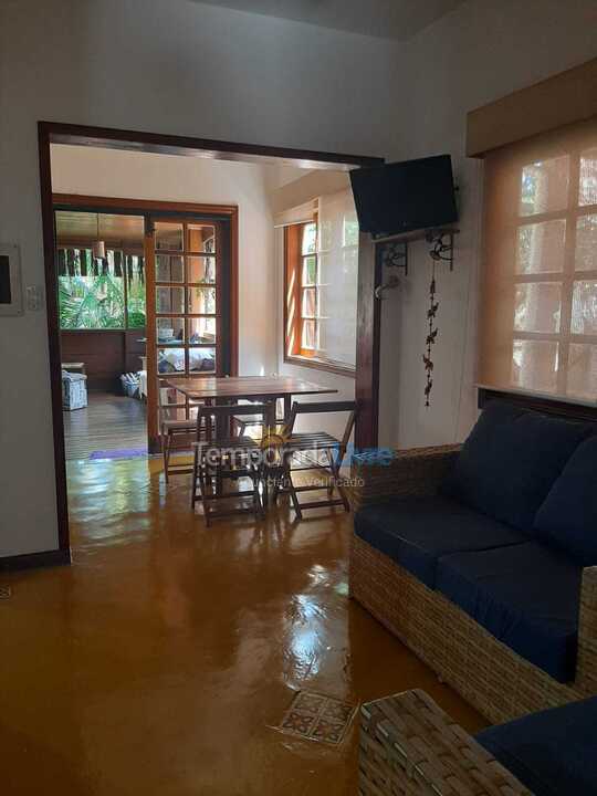 Casa para alquiler de vacaciones em Ilhabela (Reino)