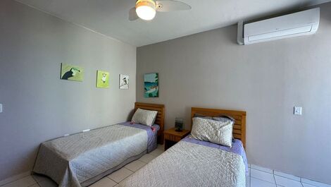 Apartamento em Frente ao mar/Praia do Morro Guarapari-ES 10 pessoas