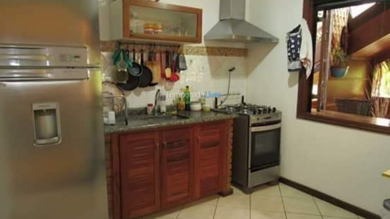 Casa para alquiler de vacaciones em Ilhabela (Reino)