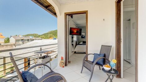 Refúgio Confortável a 15 minutos da praia da Barra da Lagoa