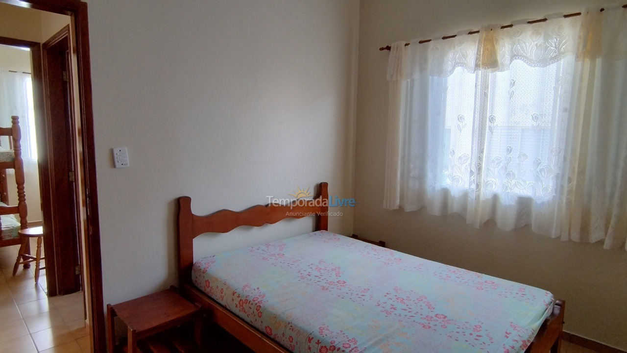 Apartamento para aluguel de temporada em Ubatuba (Praia Grande)