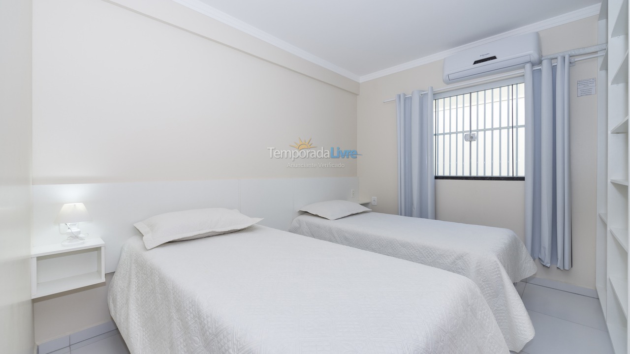 Apartment for vacation rental in Bombinhas (Canto Grande)