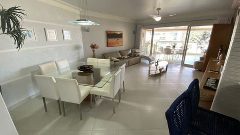 Beachfront apartment in Riviera