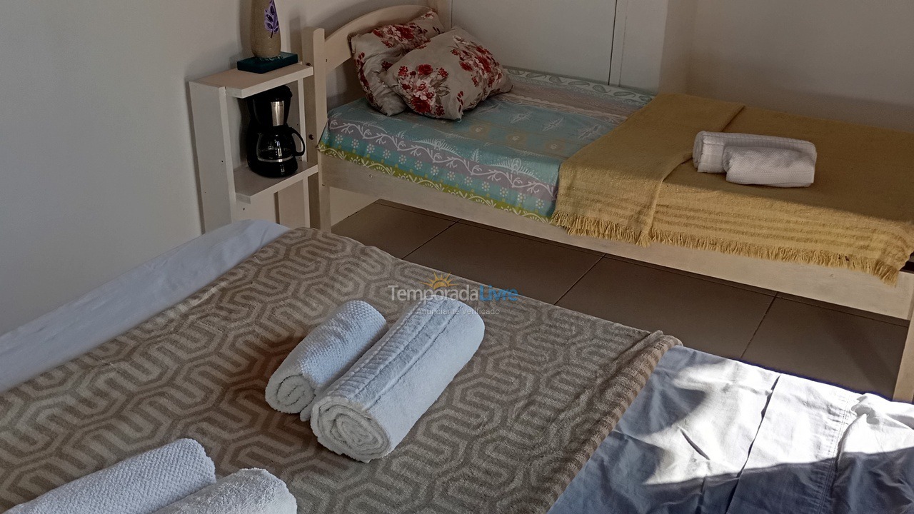 Apartamento para aluguel de temporada em Armação dos Búzios (Praia das Caravelas)