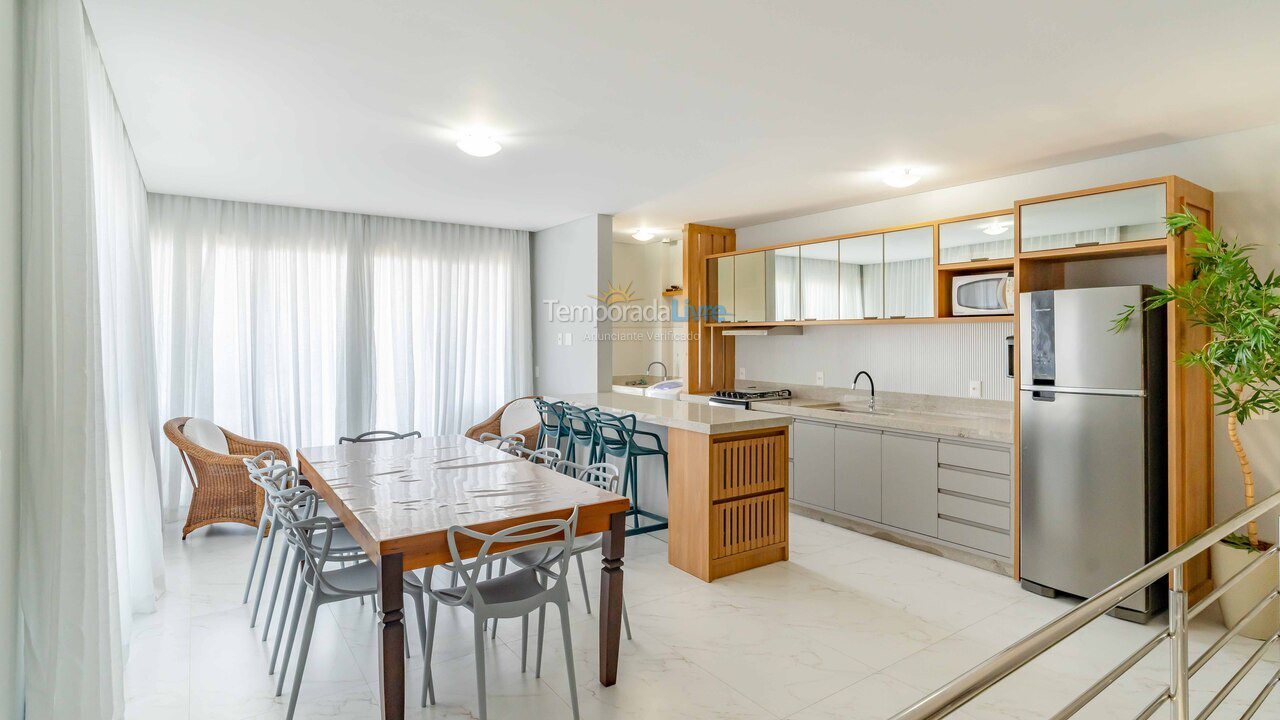 Apartment for vacation rental in Bombinhas (Mariscal)